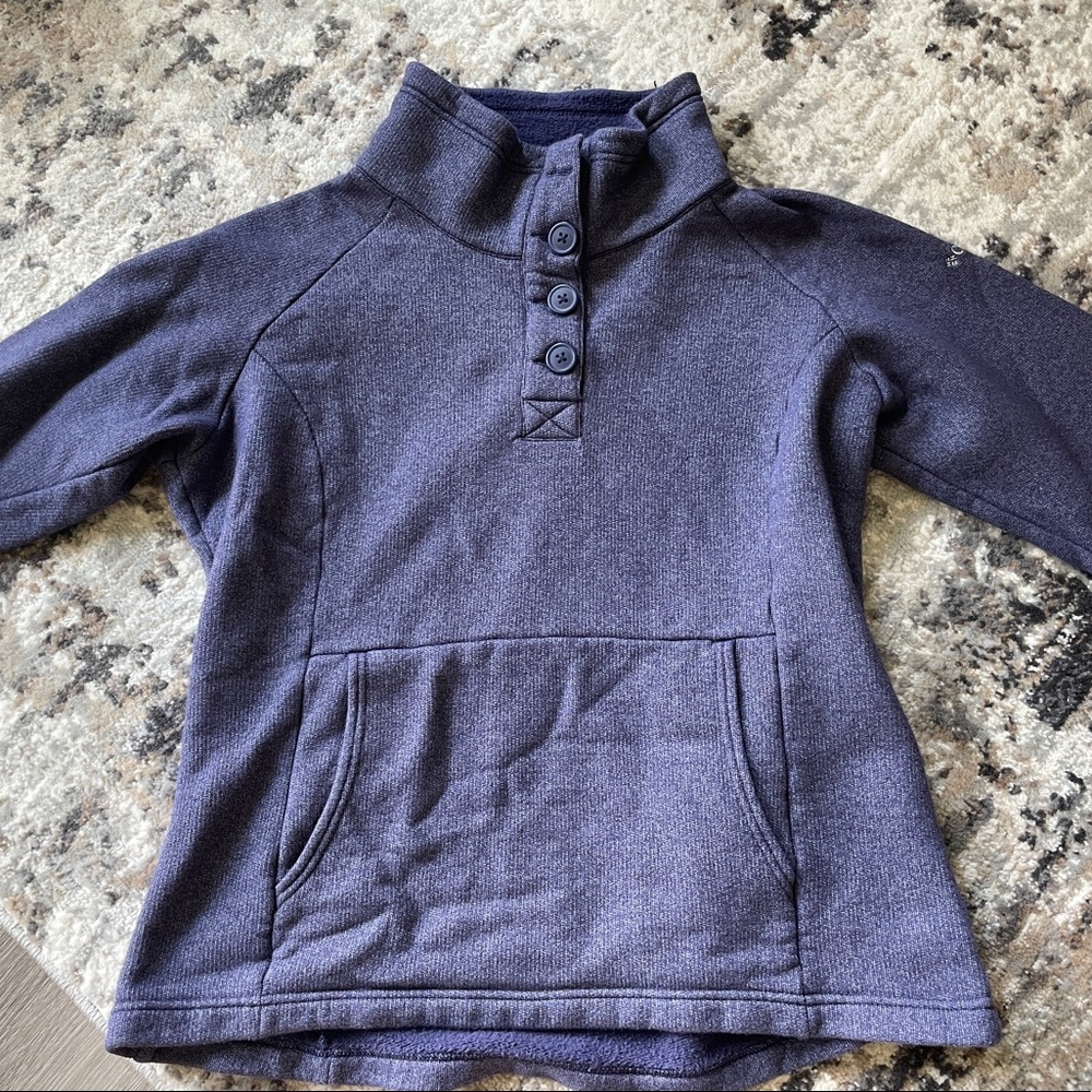 Columbia sweater
